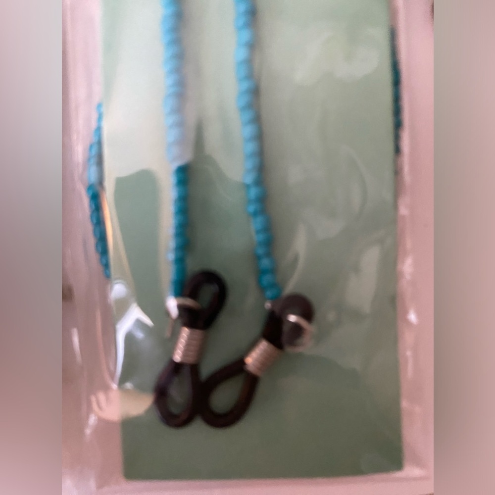 Eyeglasses Necklace Holder - Picture 9 of 10